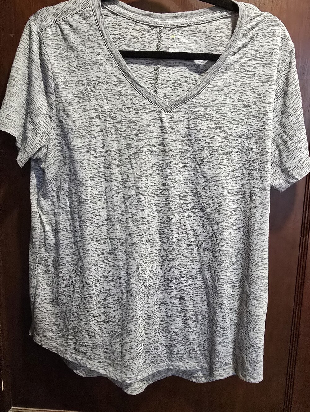 tek gear Heather Gray V-Neck Short Sleeve Tee